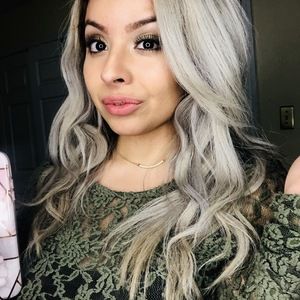 Meet your Posher, Norma